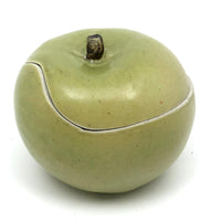 1977 Signed Studio Pottery Green Apple (of my eye) Box