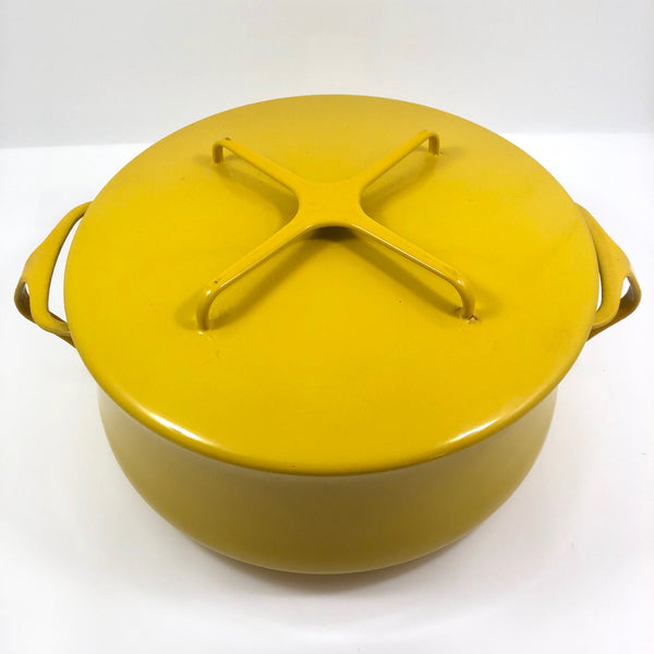 Cast Iron Dutch Oven in Yellow – Biroix